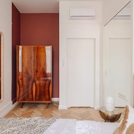 Apartament Imaginibus By Mb
